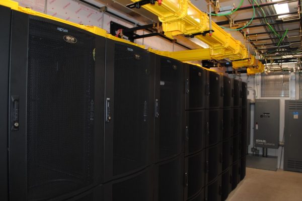 hut interior 13 EdgePresence Data Center Interior