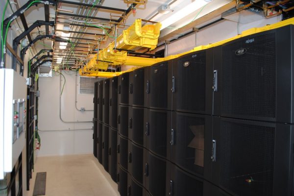 hut interior 6 EdgePresence Data Center Interior